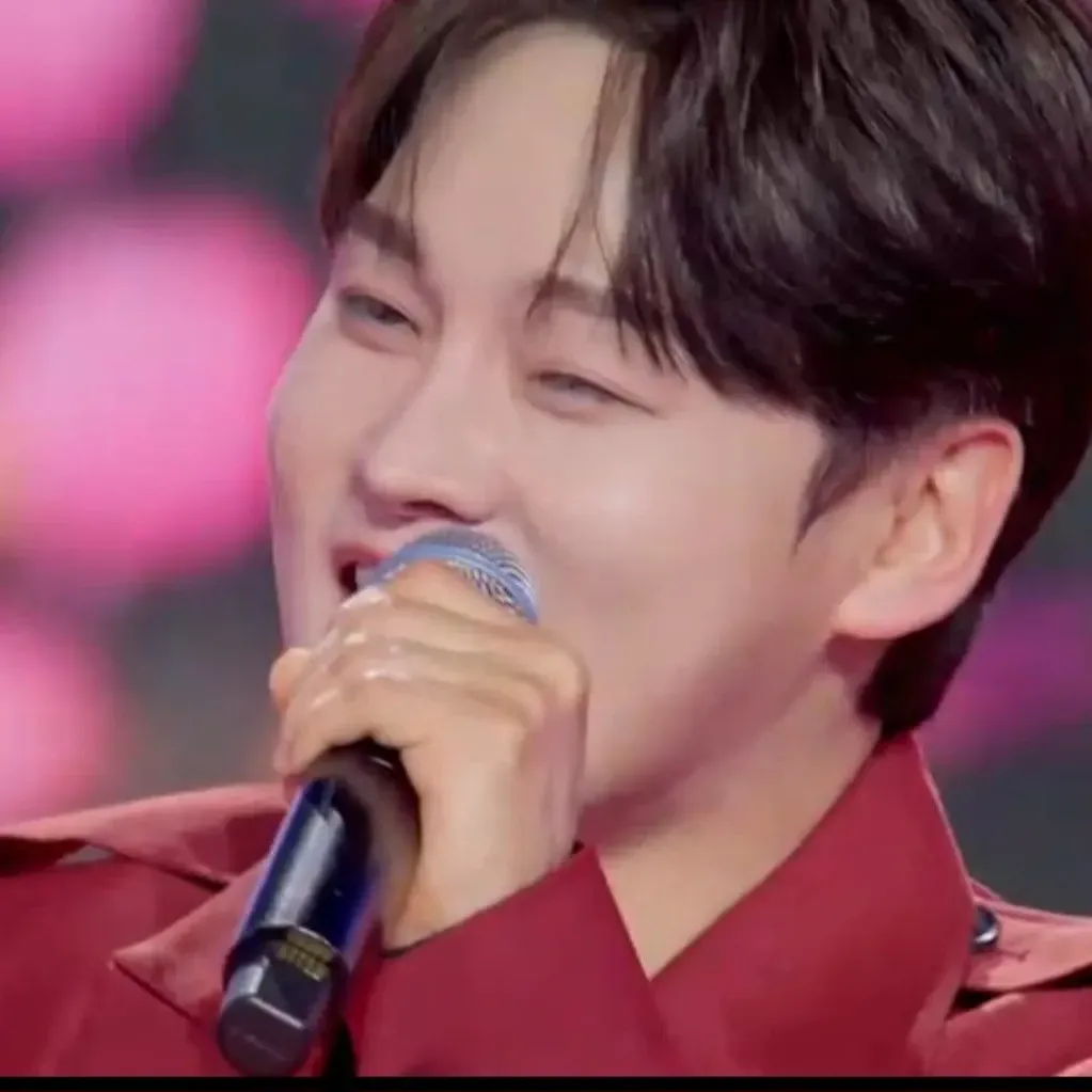 박서진 최근 활동샷