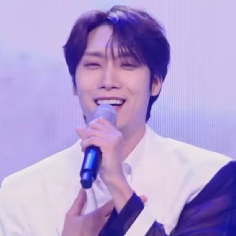 Behind-the-scenes cut of Choi Woojin