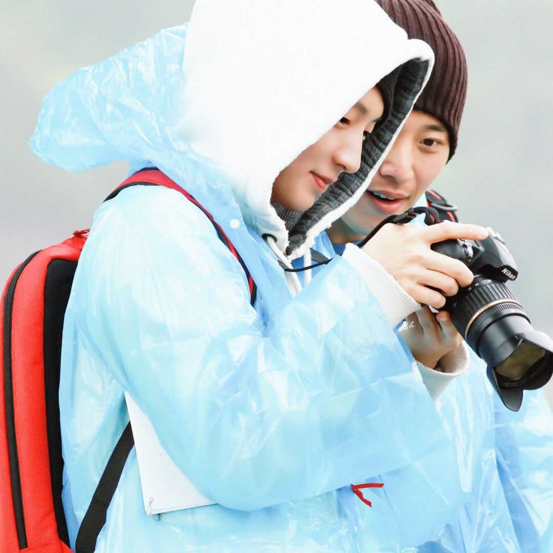 Behind-the-scenes cut of Lee Joongi