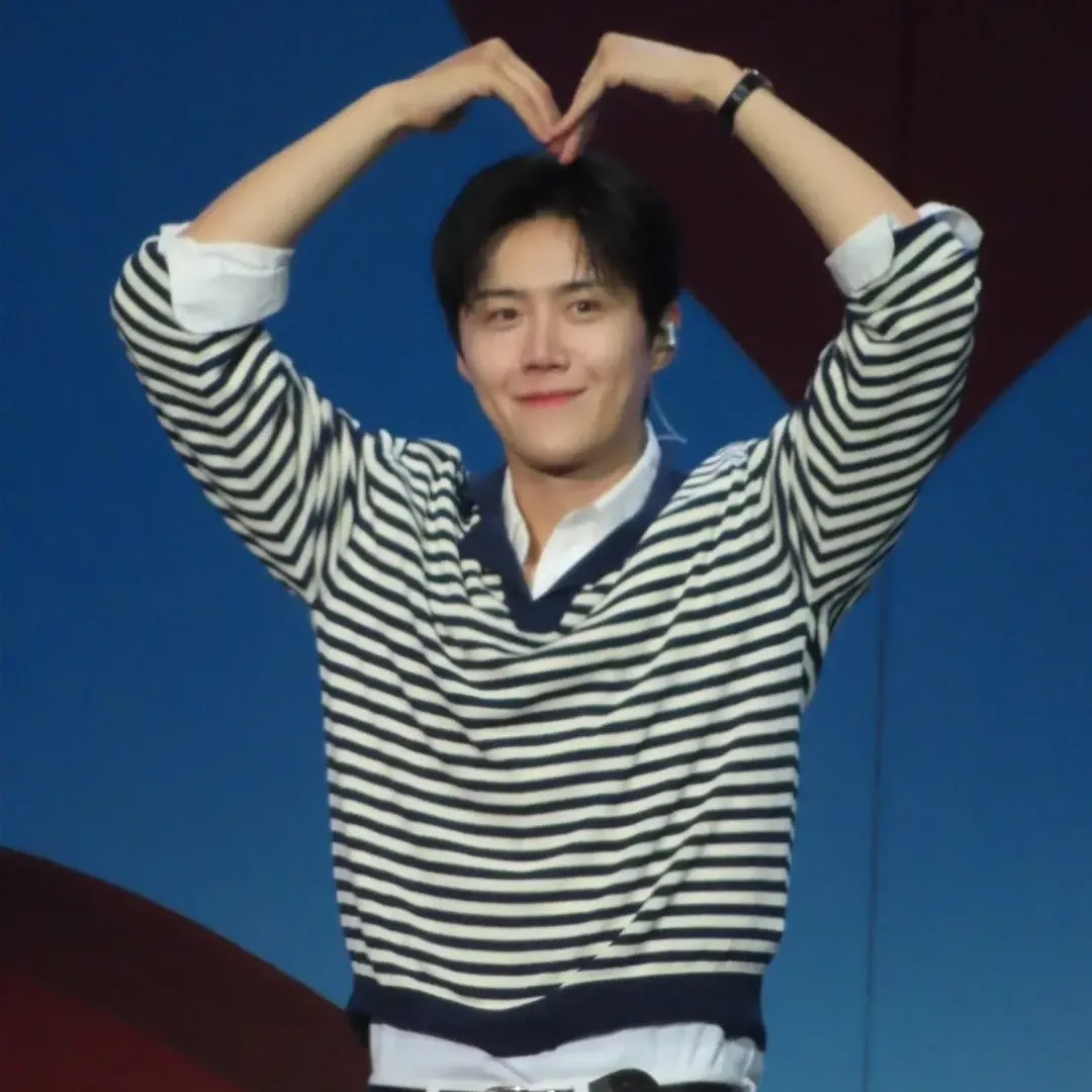 Behind-the-scenes cut of Kim Seonho