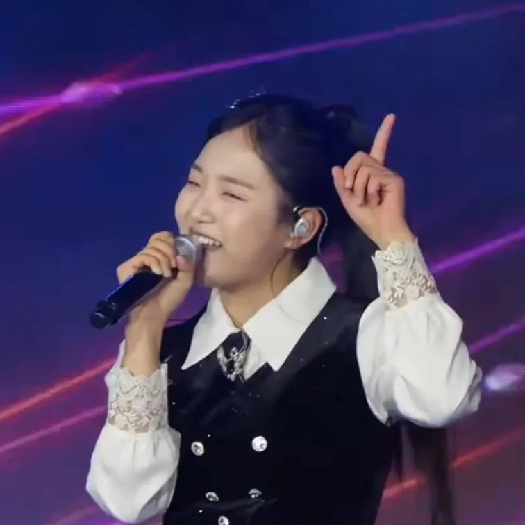 김태연의 비하인드 컷