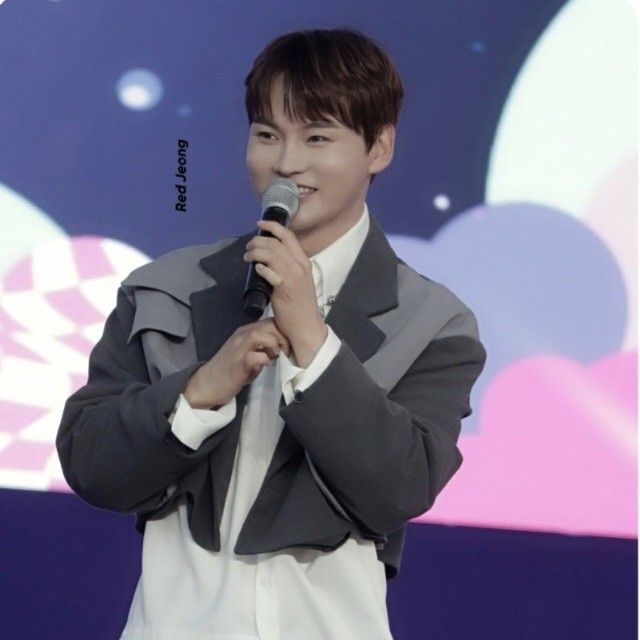 Recent activity shot of Park Seojin