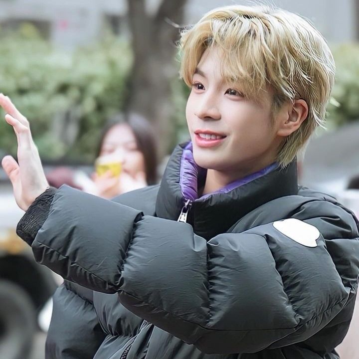 チョン・ドンウォンの最近の活動ショット