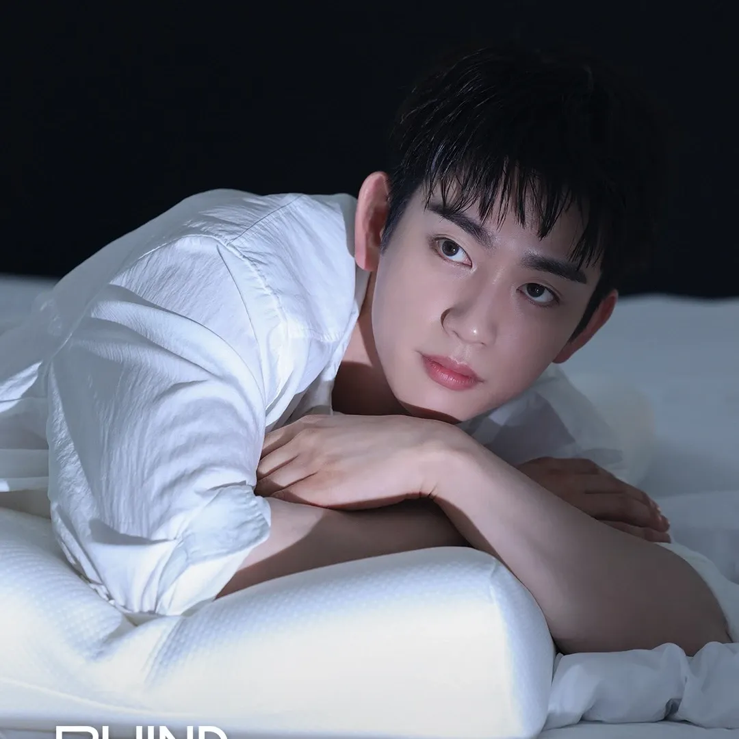 Momen yang diabadikan oleh penggemar Park Jinyoung