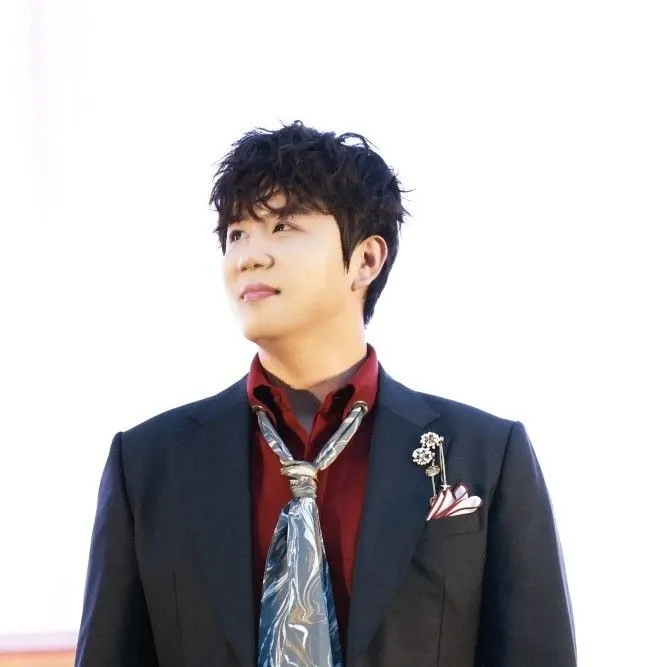 Behind-the-scenes cut of Jin Haesung
