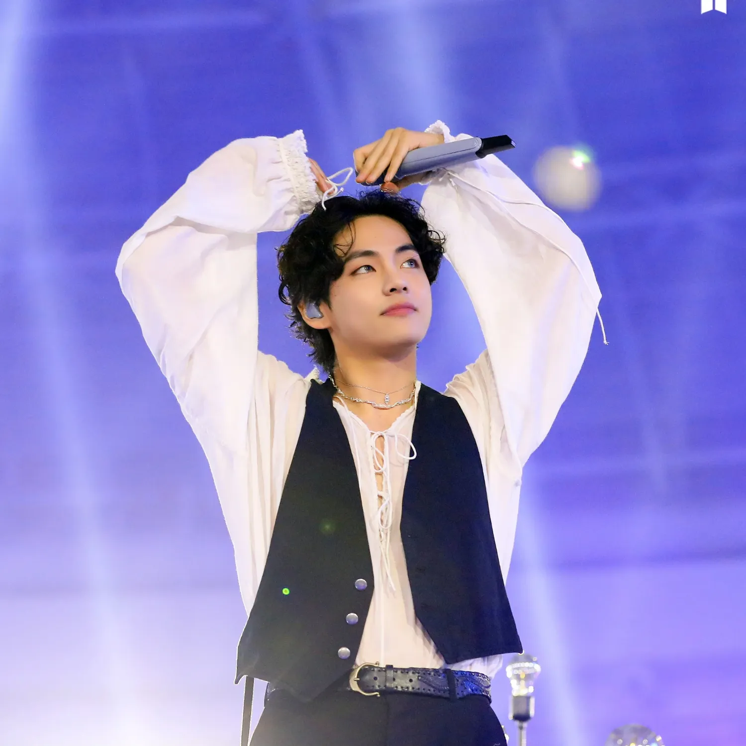 Behind-the-scenes cut of Kim Taehyung (V)