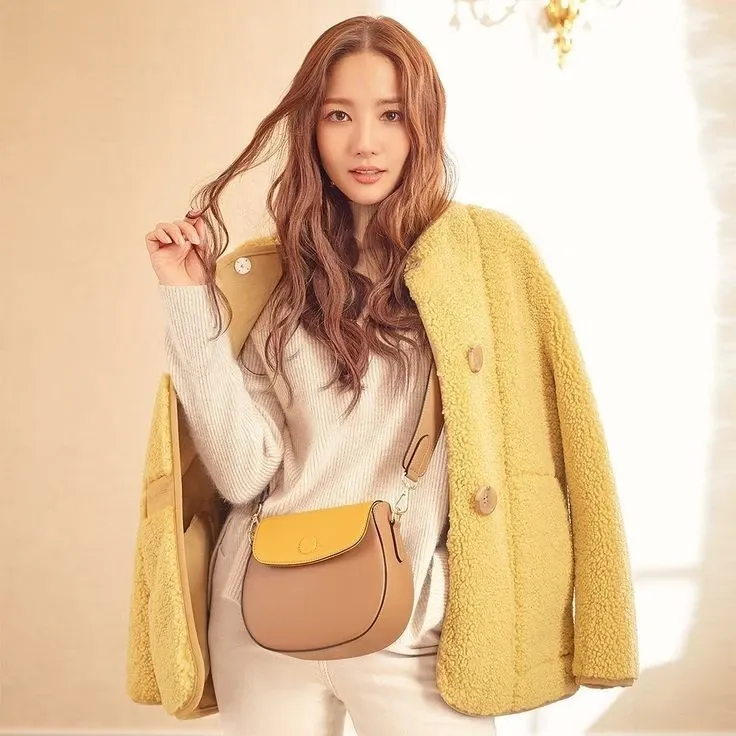 Latest photo of Park Minyoung