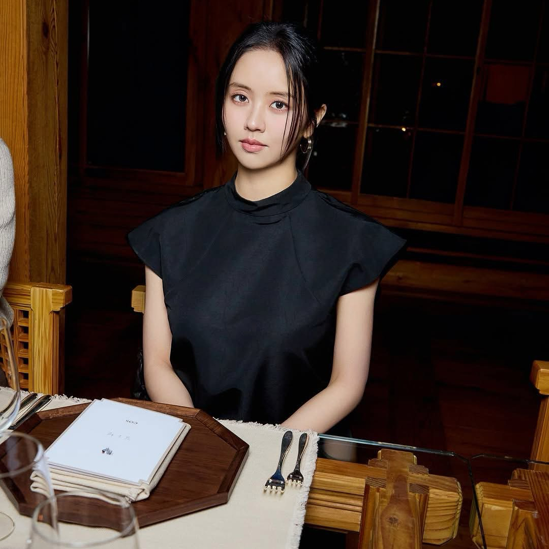 Behind-the-scenes cut of Kim Sohyun