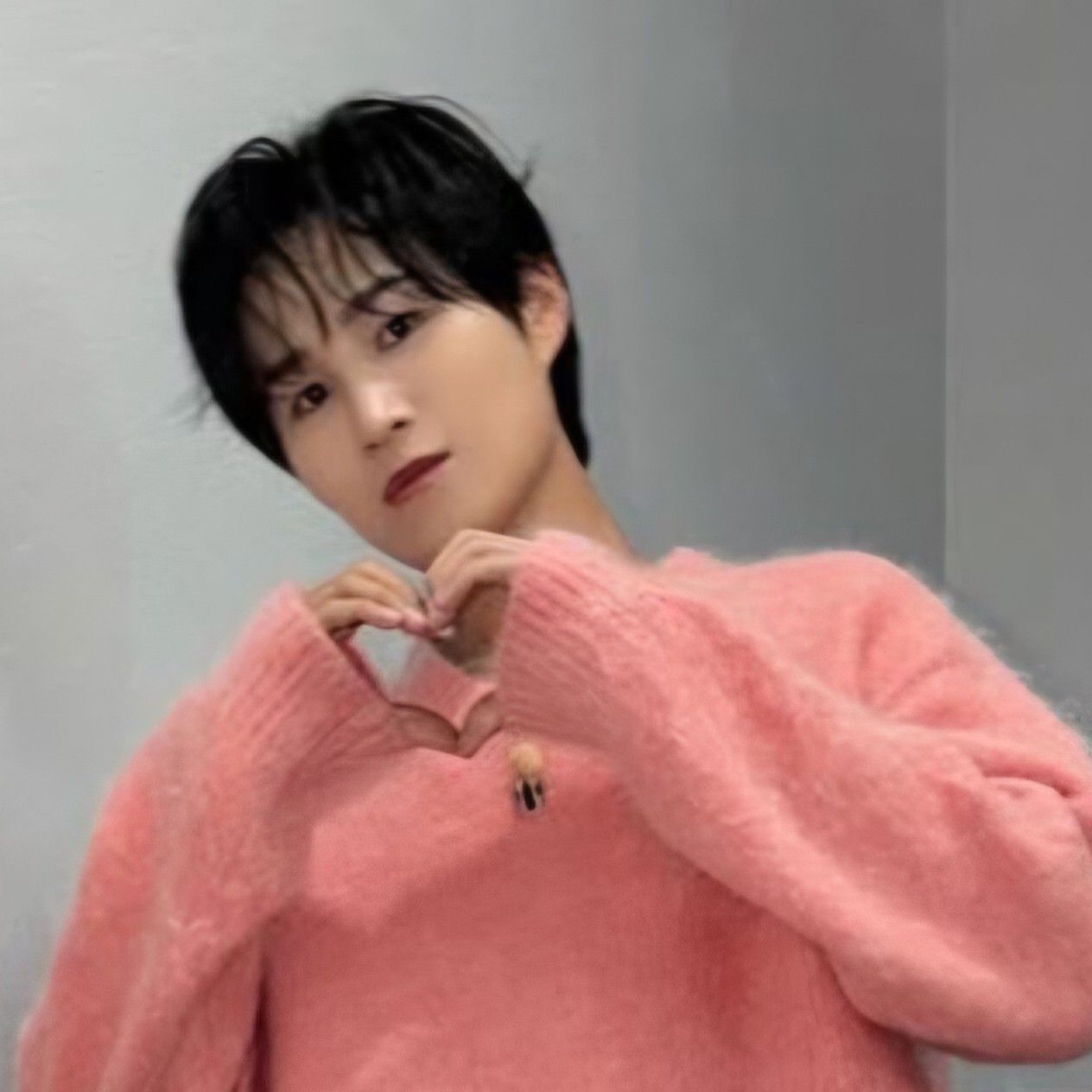 粉丝拍下的金熙栽瞬间