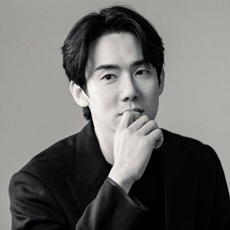 Recent activity shot of Yoo Yeonseok