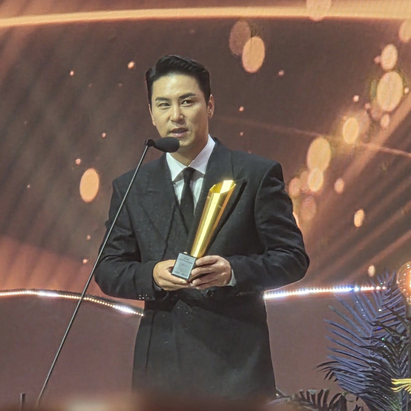 Foto kegiatan terbaru dari Jang Minho