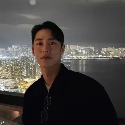 Recent activity shot of Lee Jaewook