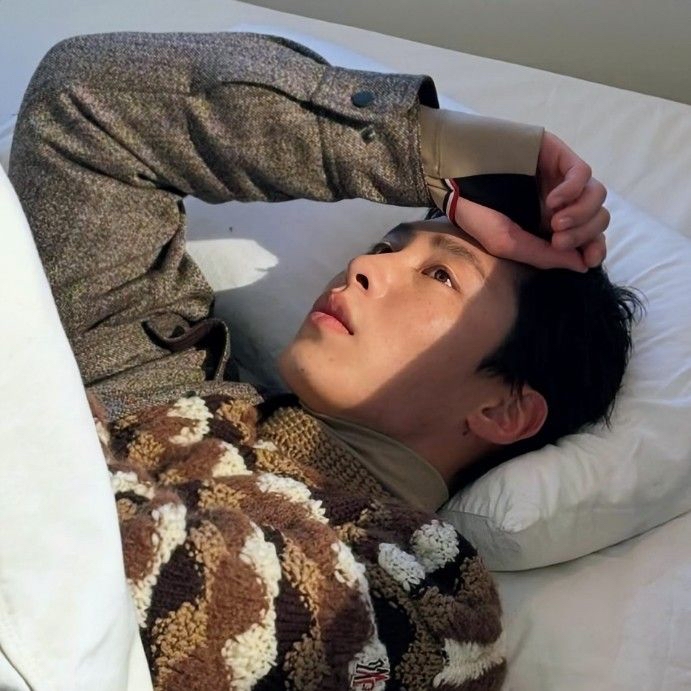 Recent activity shot of Lee Jaewook