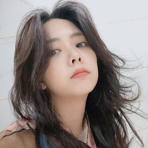 Popular profile photo of Tan Song Yun loved by fans