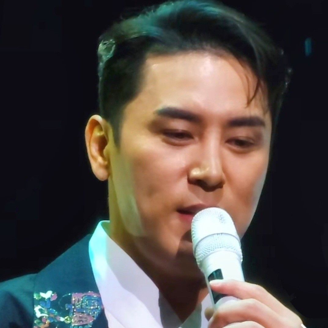 Latest photo of Jang Minho