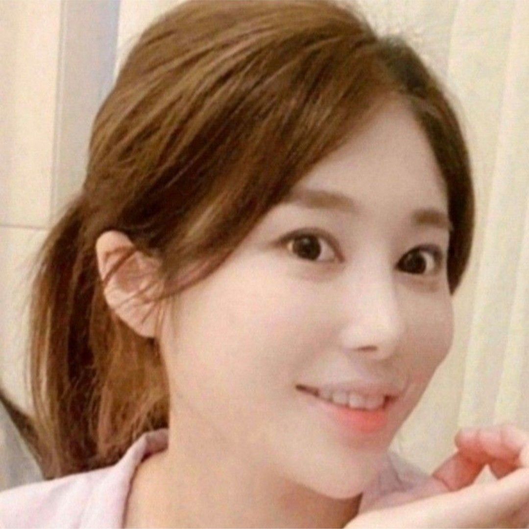 Cuplikan di balik layar dari Kim Soyou