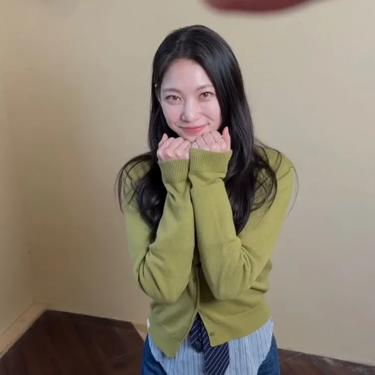 Behind-the-scenes cut of Gong Seungyeon