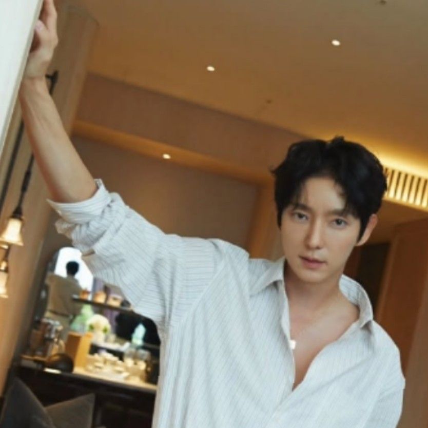 이준기 최근 활동샷