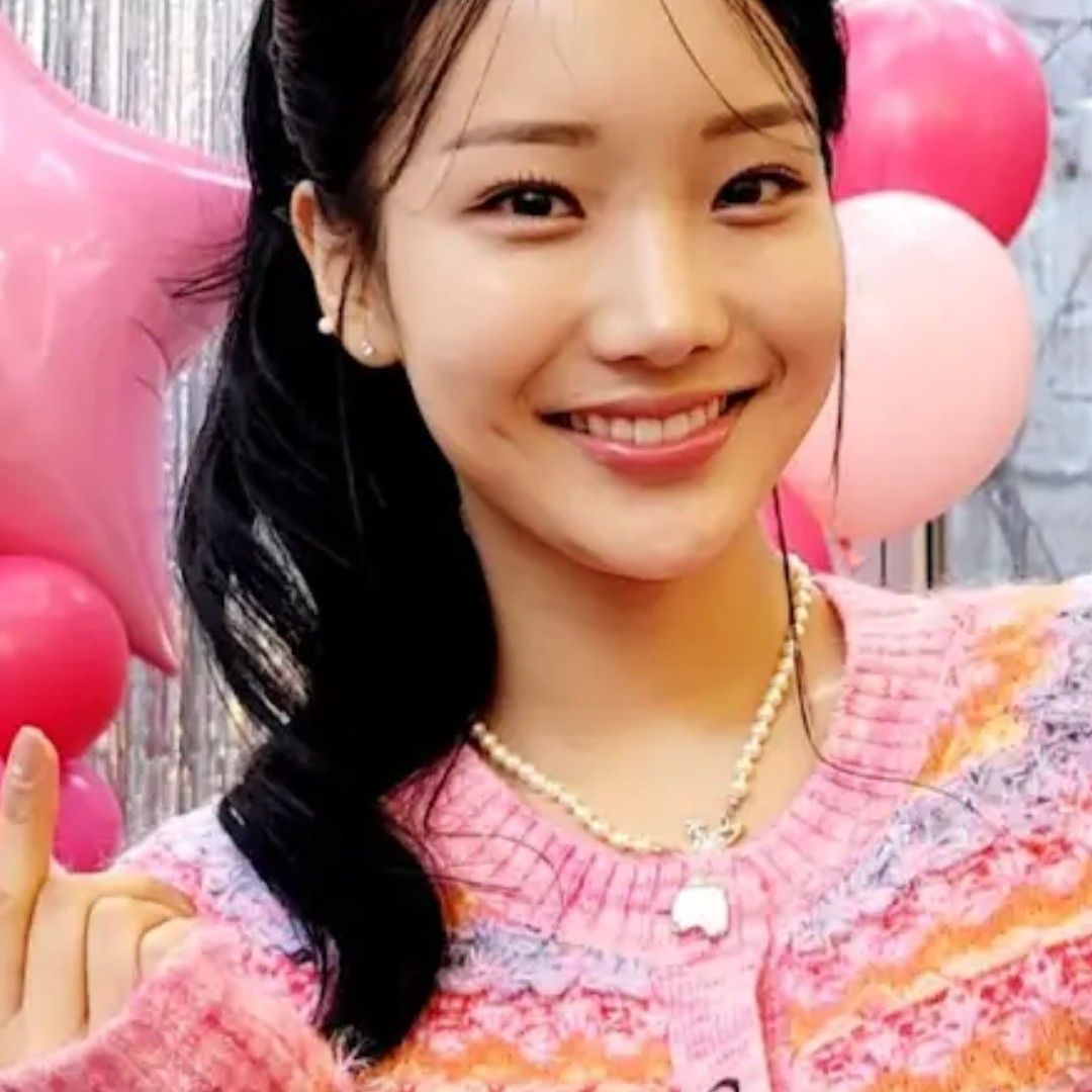 Recent activity shot of Kim Soyeon (2004)