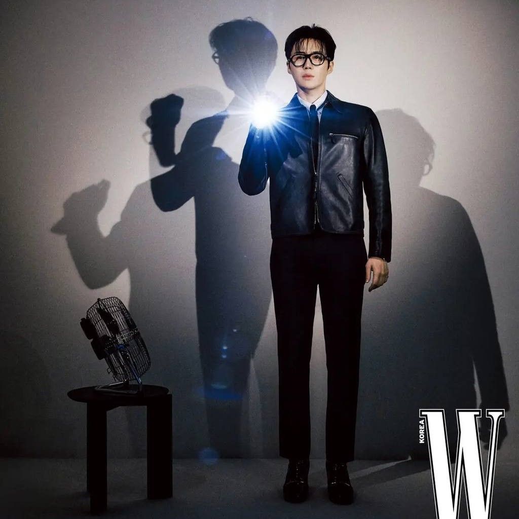 金宣虎的最新照片