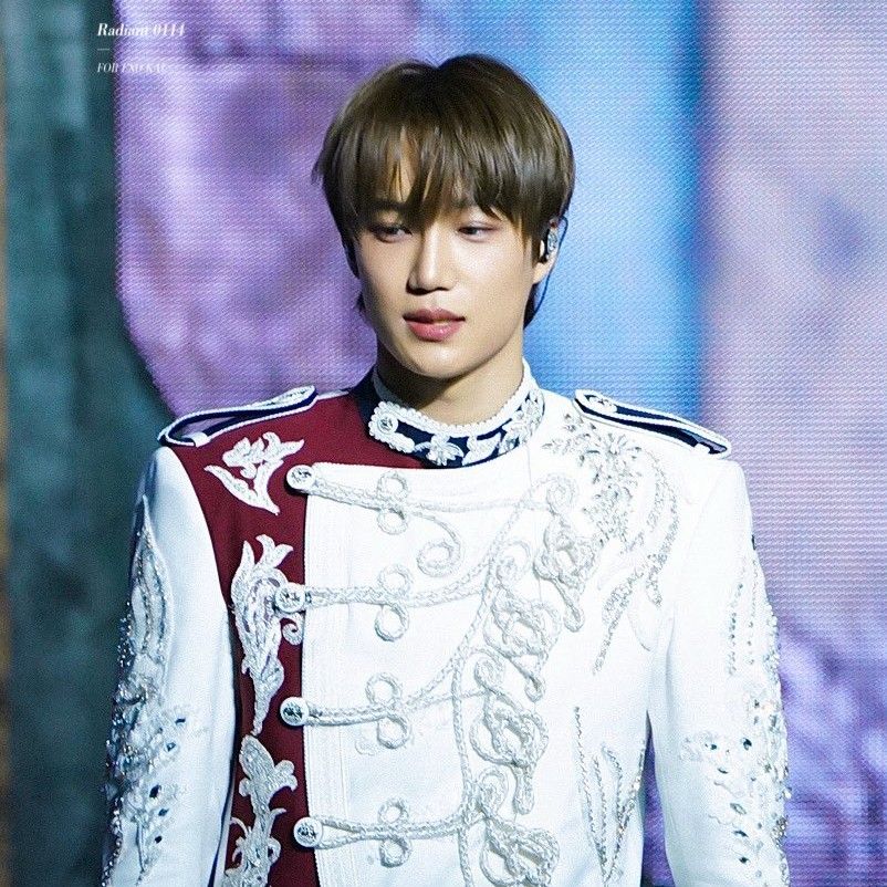 A moment captured by a fan of KAI