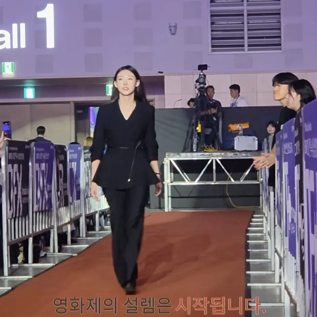 Recent activity shot of Han Yeji