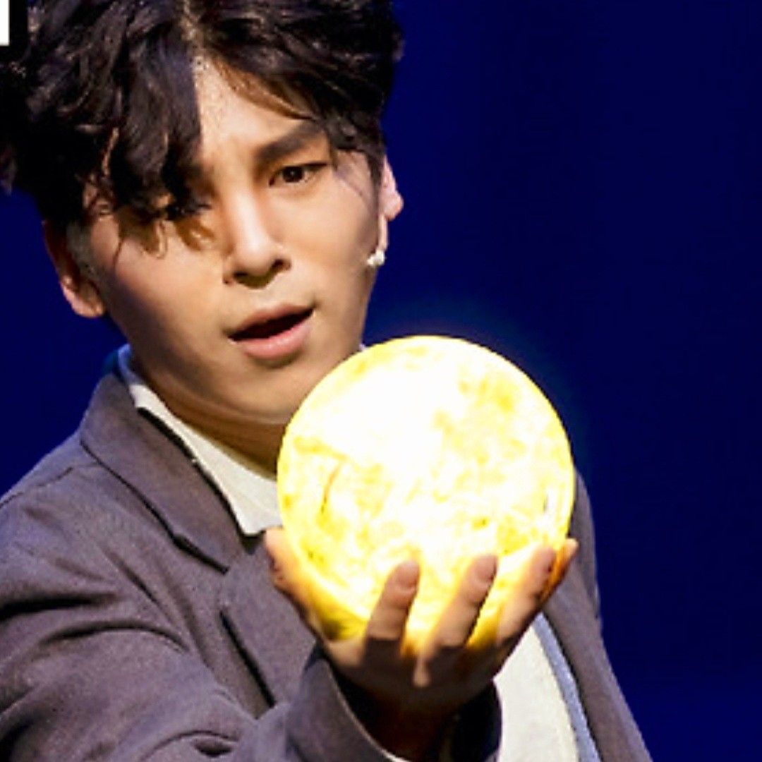 Behind-the-scenes cut of Kim Junsu (1991)