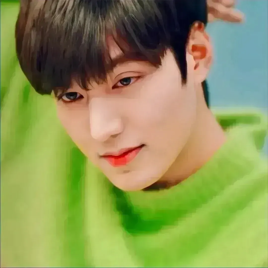 Latest photo of Lee Minho