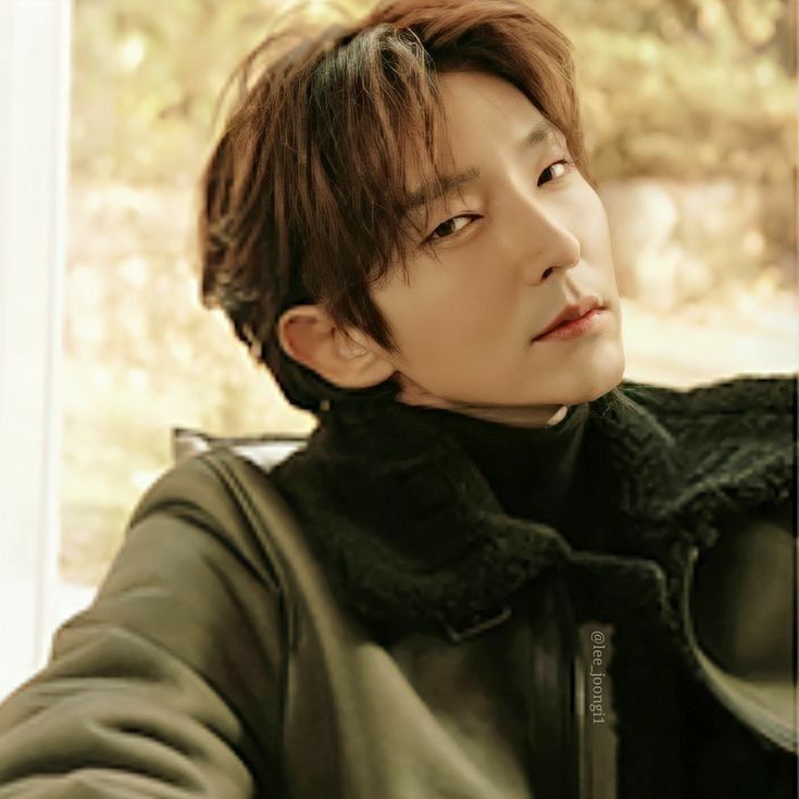 李準基的最新照片