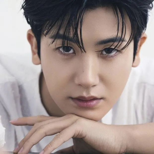 Recent activity shot of Park Hyungsik