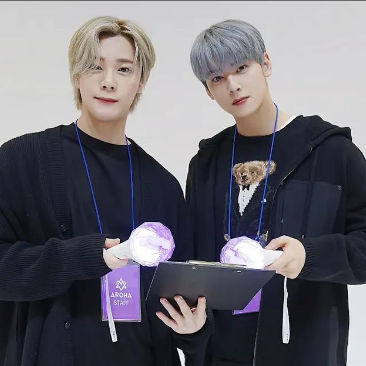 Recent activity shot of Cha Eunwoo
