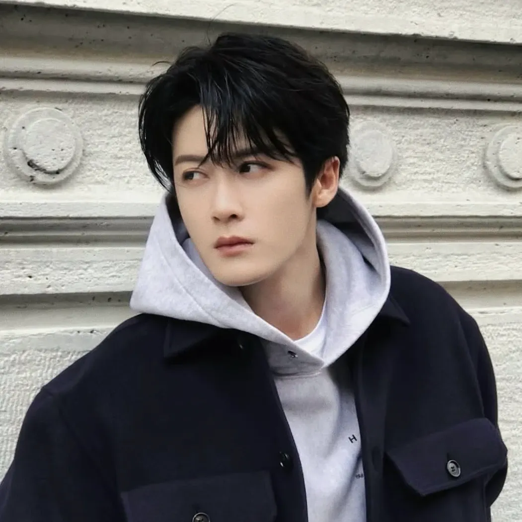 Behind-the-scenes cut of Tan Jianci