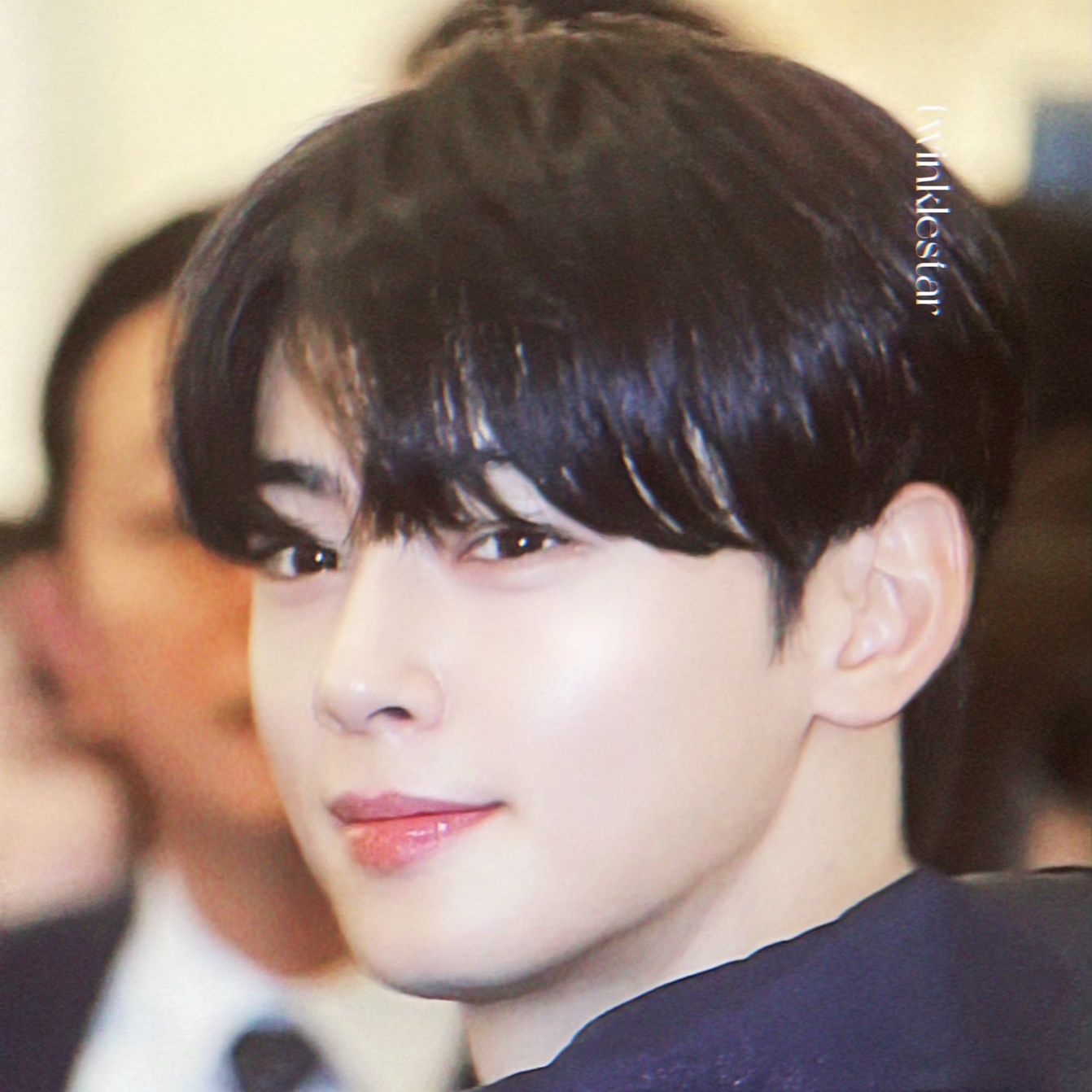 A moment captured by a fan of Cha Eunwoo
