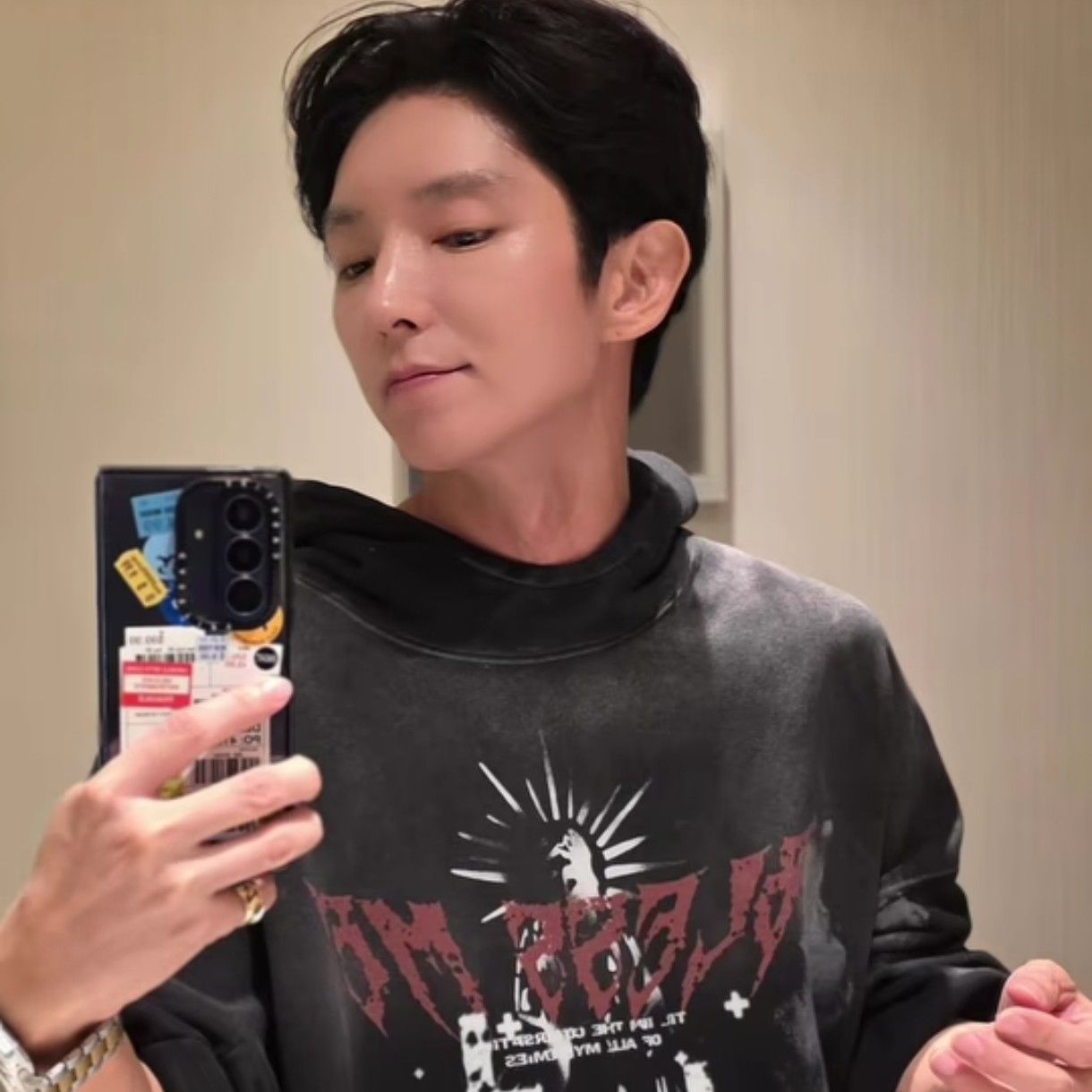 Recent activity shot of Lee Joongi