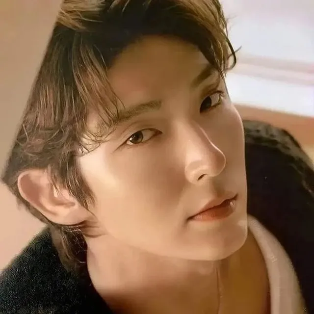 이준기 최근 활동샷