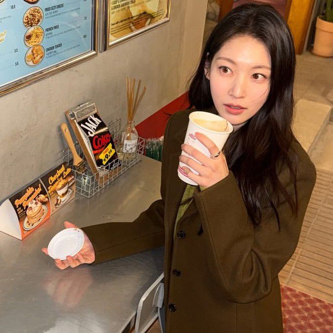 Behind-the-scenes cut of Gong Seungyeon