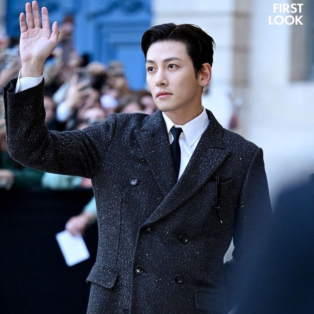 Latest photo of Ji Changwook