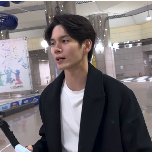 邕聖祐的最新照片