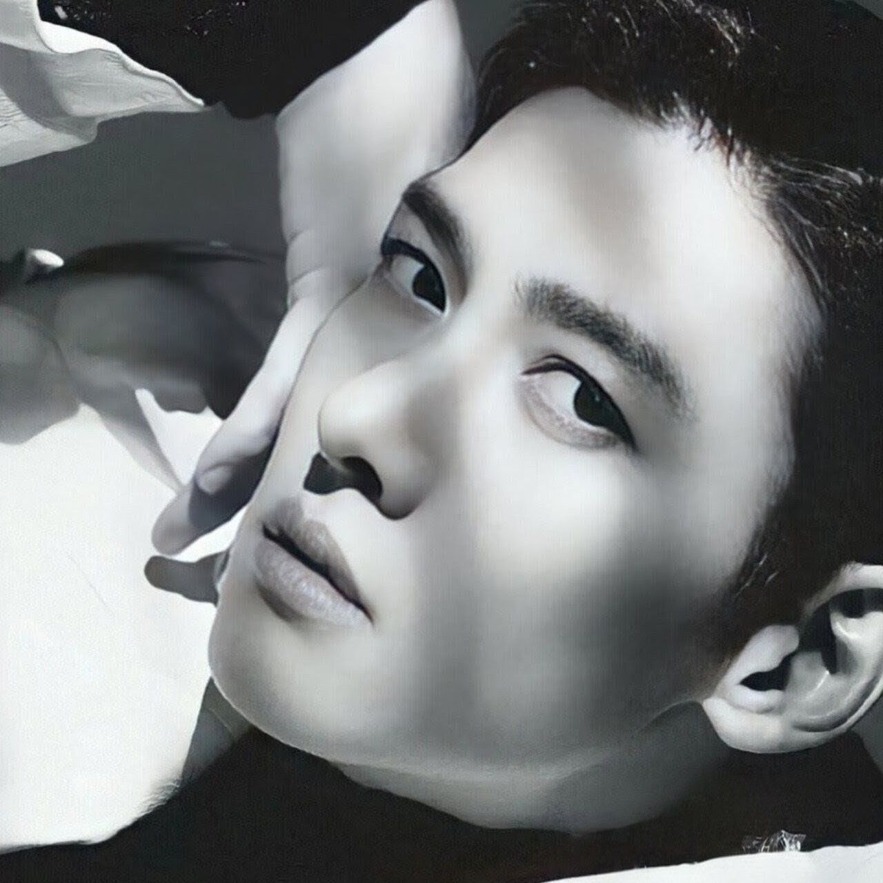 지창욱 최근 활동샷