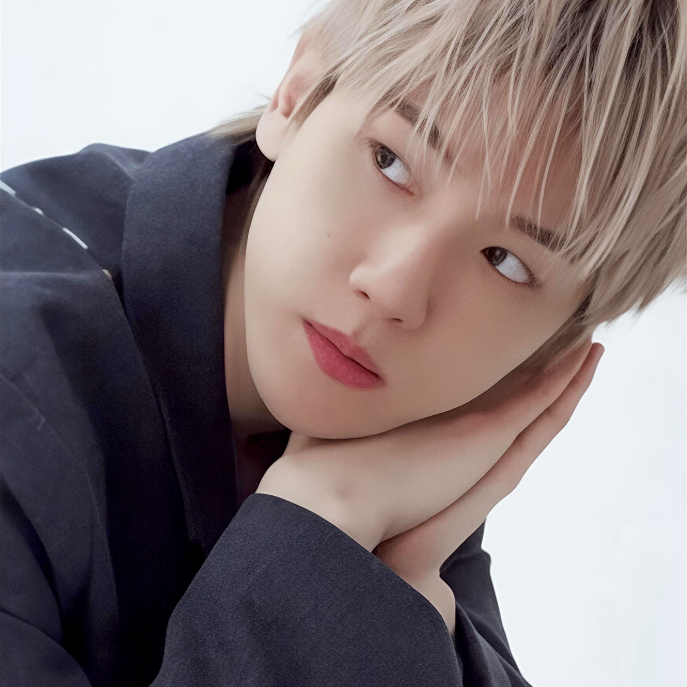 Behind-the-scenes cut of Yoon Soyang