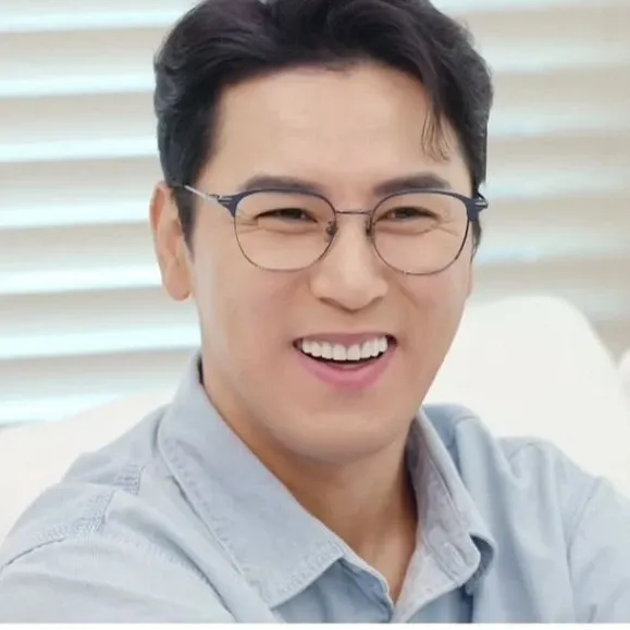 Foto kegiatan terbaru dari Jang Minho