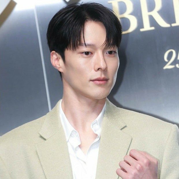 A moment captured by a fan of Jang Kiyong