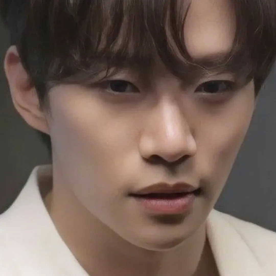 Latest photo of Lee Junho