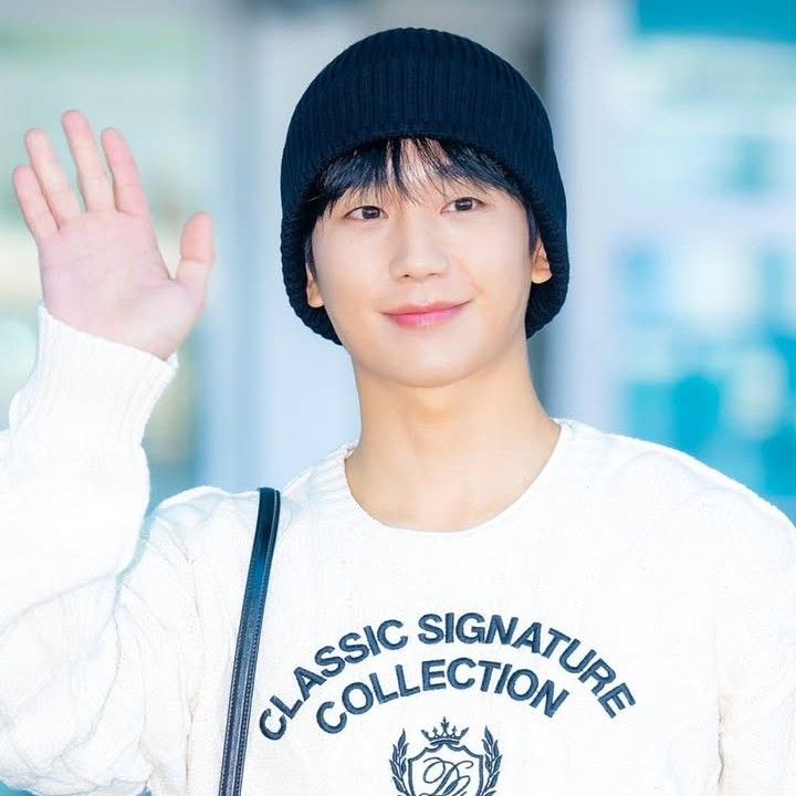 Explosively popular post in Choeaedol Celeb community