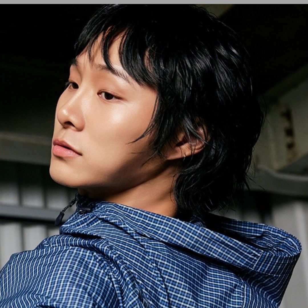 Behind-the-scenes cut of Ki Moogan