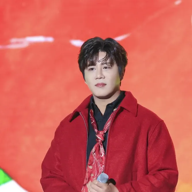 Recent activity shot of Jin Haesung