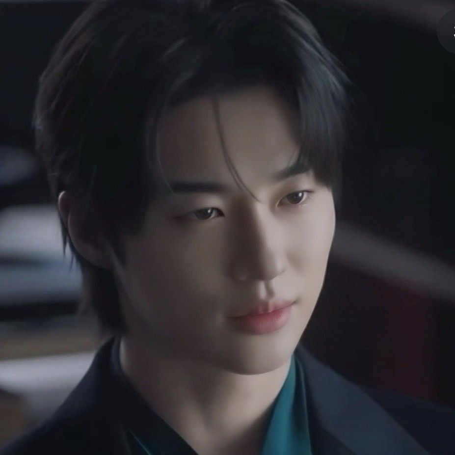 Recent activity shot of Byeon Wooseok