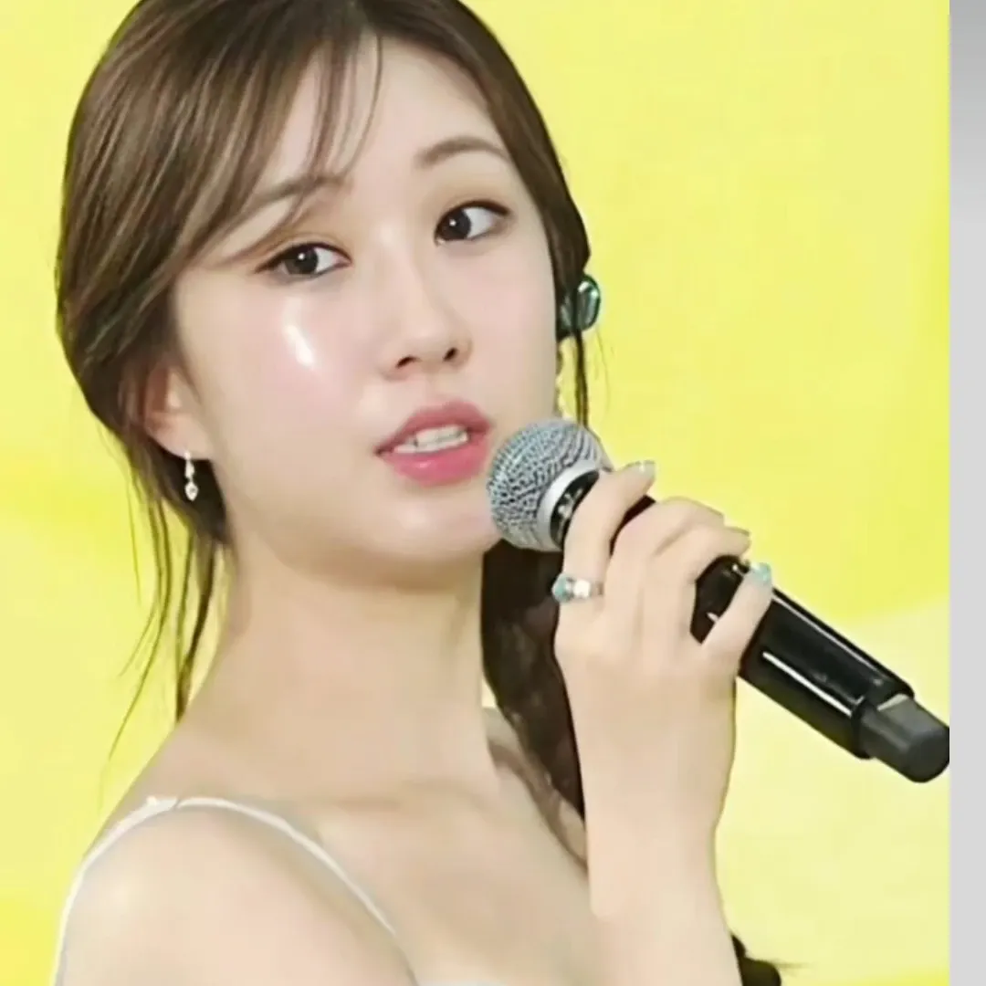 전유진 최근 활동샷
