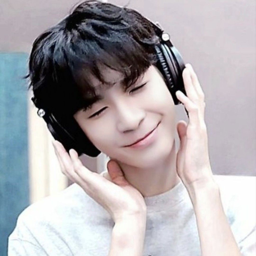 チョン・ドンウォンの最近の活動ショット