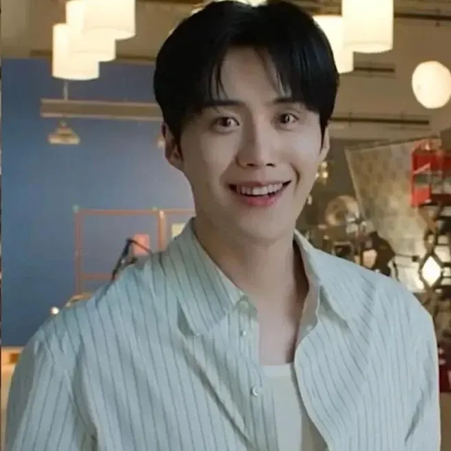 A moment captured by a fan of Kim Seonho